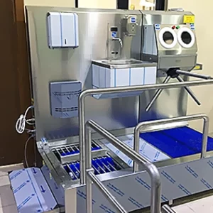 Yatay fırçalı hijyen koridoru, hijyen geçişini sağlamak için kullanılan önemli bir ekipmandır.