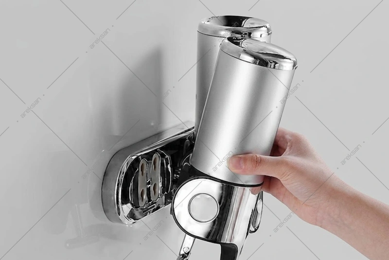 Alttan Çekme Üçlü Sabun Şampuan Dispenseri - Görsel 3